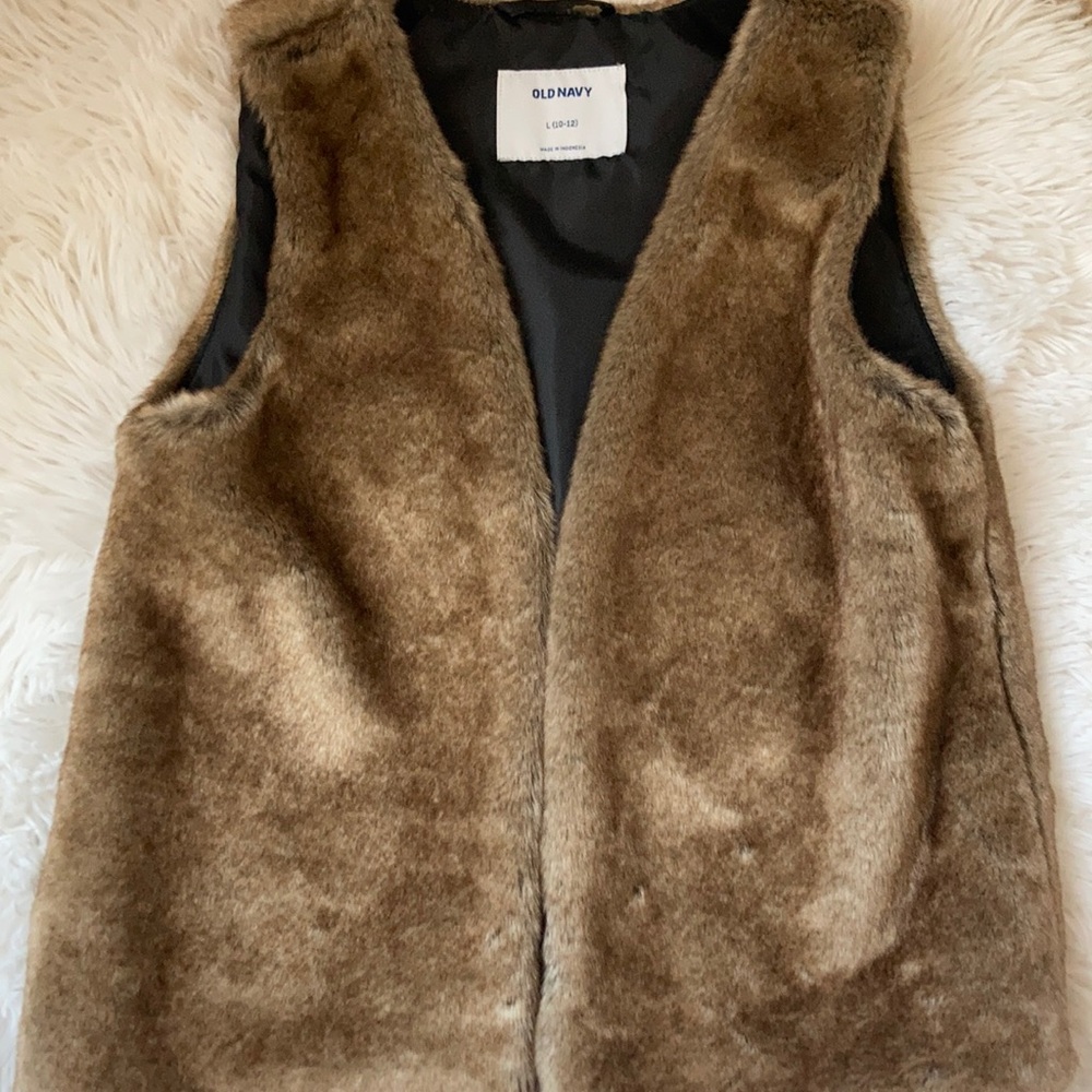 Brown fur vest | size L 10-11|